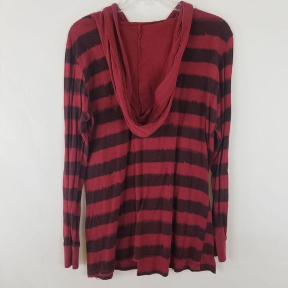 Black and Red Long Sleeve Tunic - Picture 3 of 3